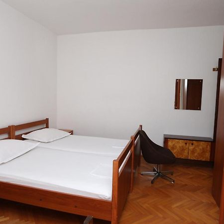 Dinka Guesthouse Makarska Buitenkant foto