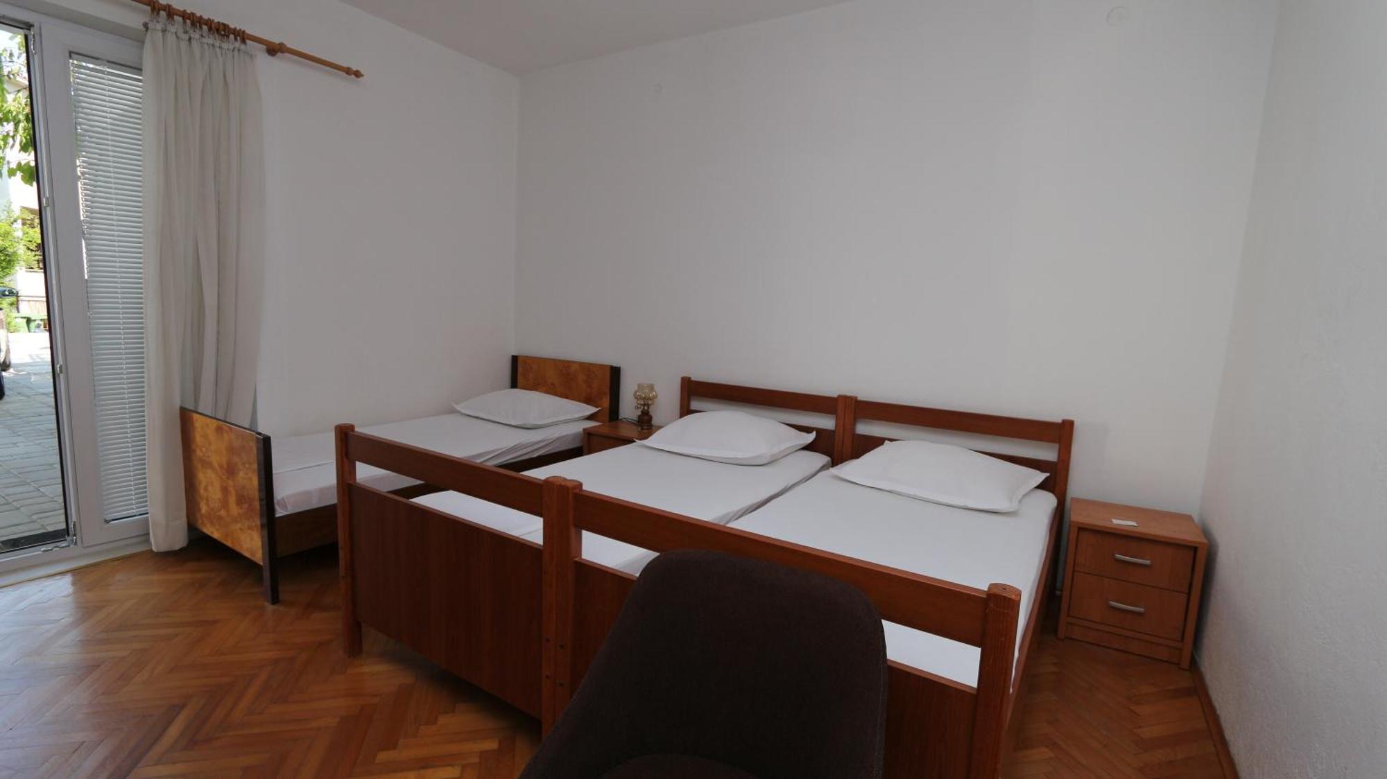 Dinka Guesthouse Makarska Buitenkant foto