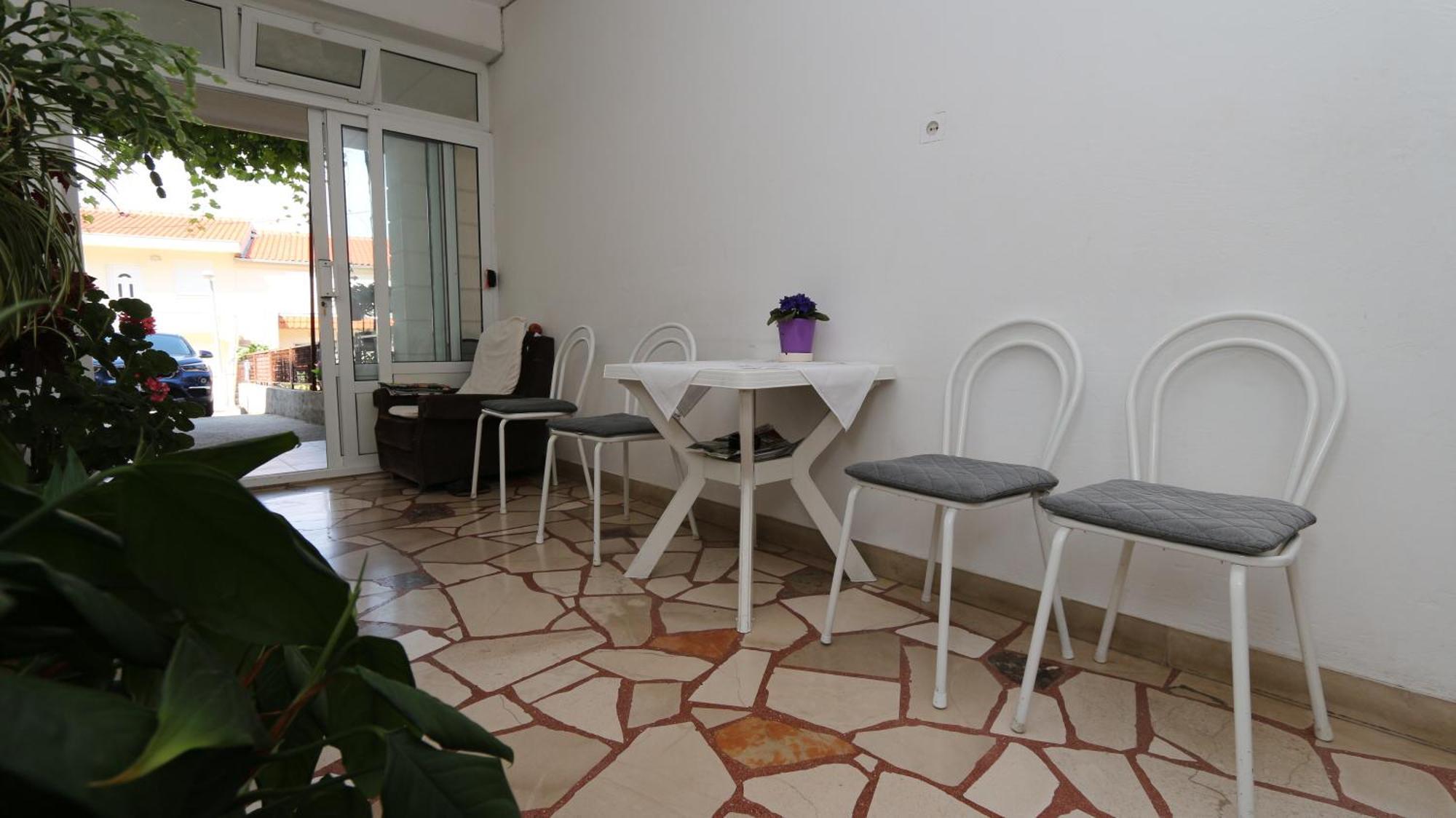 Dinka Guesthouse Makarska Buitenkant foto