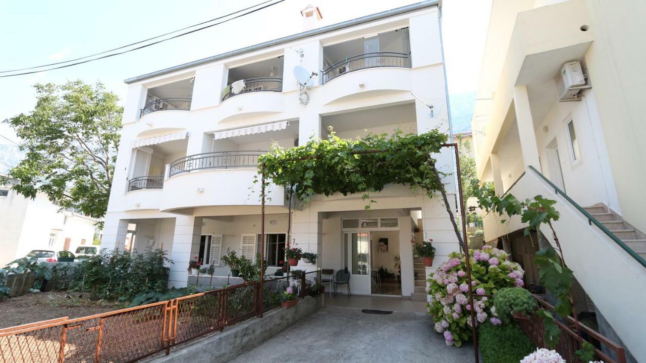 Dinka Guesthouse Makarska Buitenkant foto