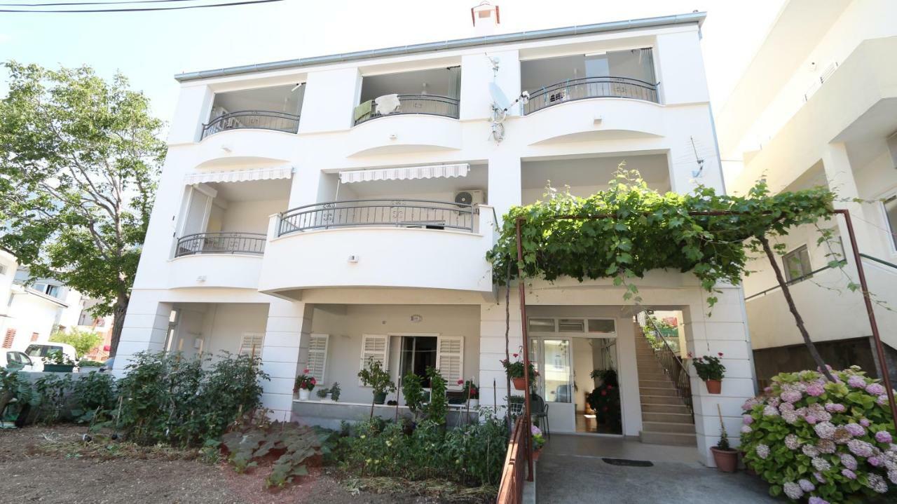 Dinka Guesthouse Makarska Buitenkant foto
