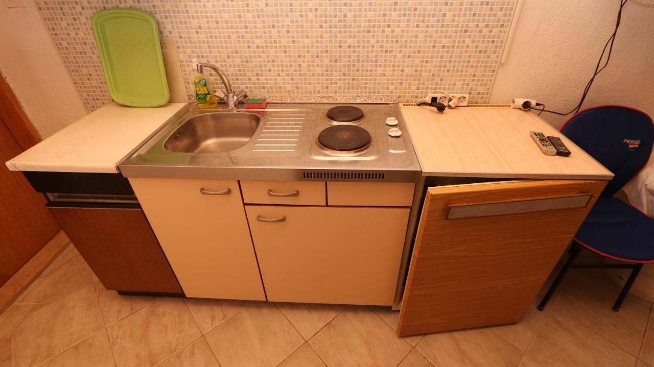 Dinka Guesthouse Makarska Buitenkant foto