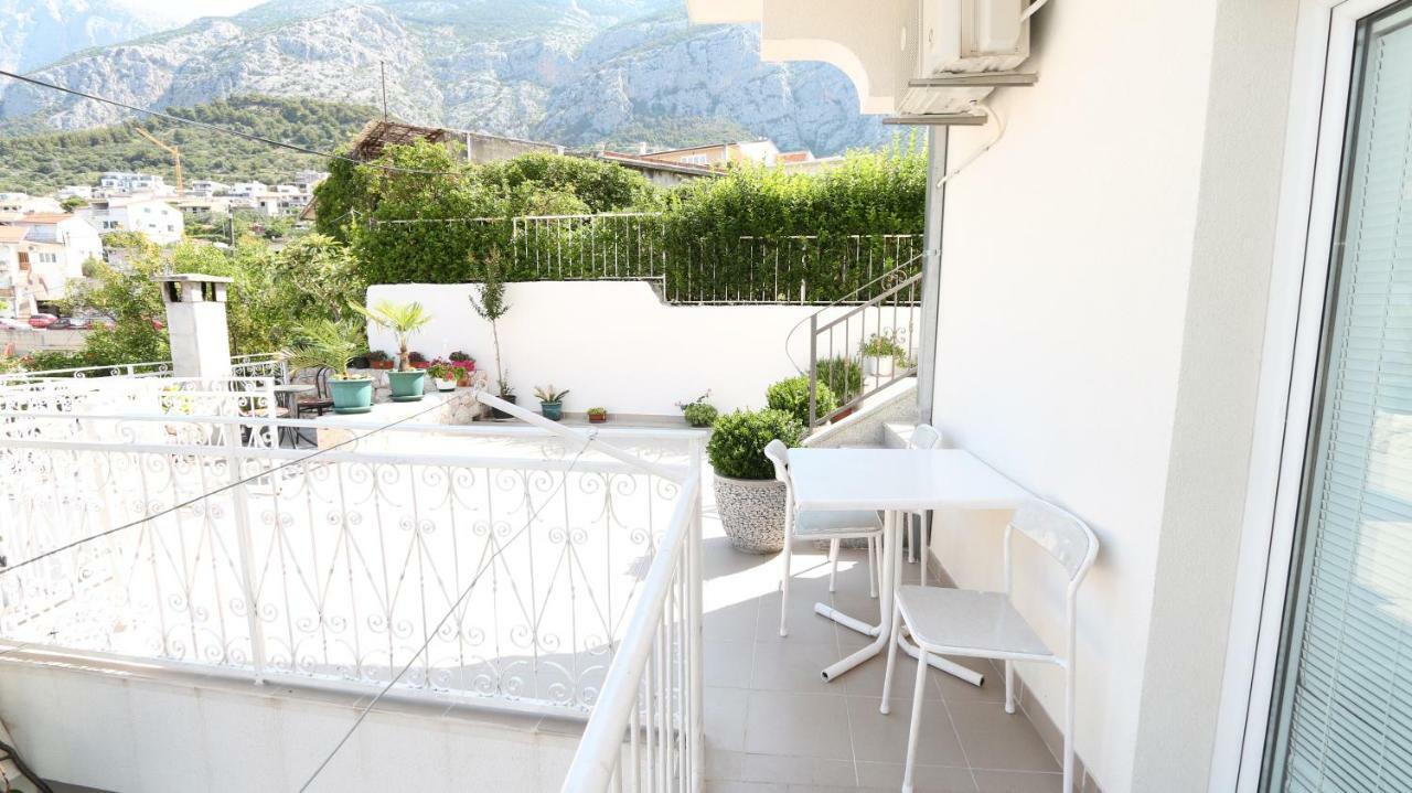 Dinka Guesthouse Makarska Buitenkant foto