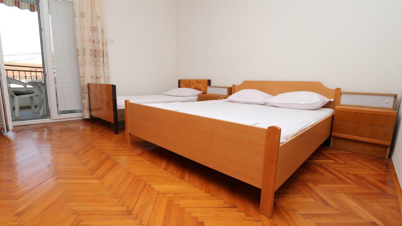 Dinka Guesthouse Makarska Buitenkant foto