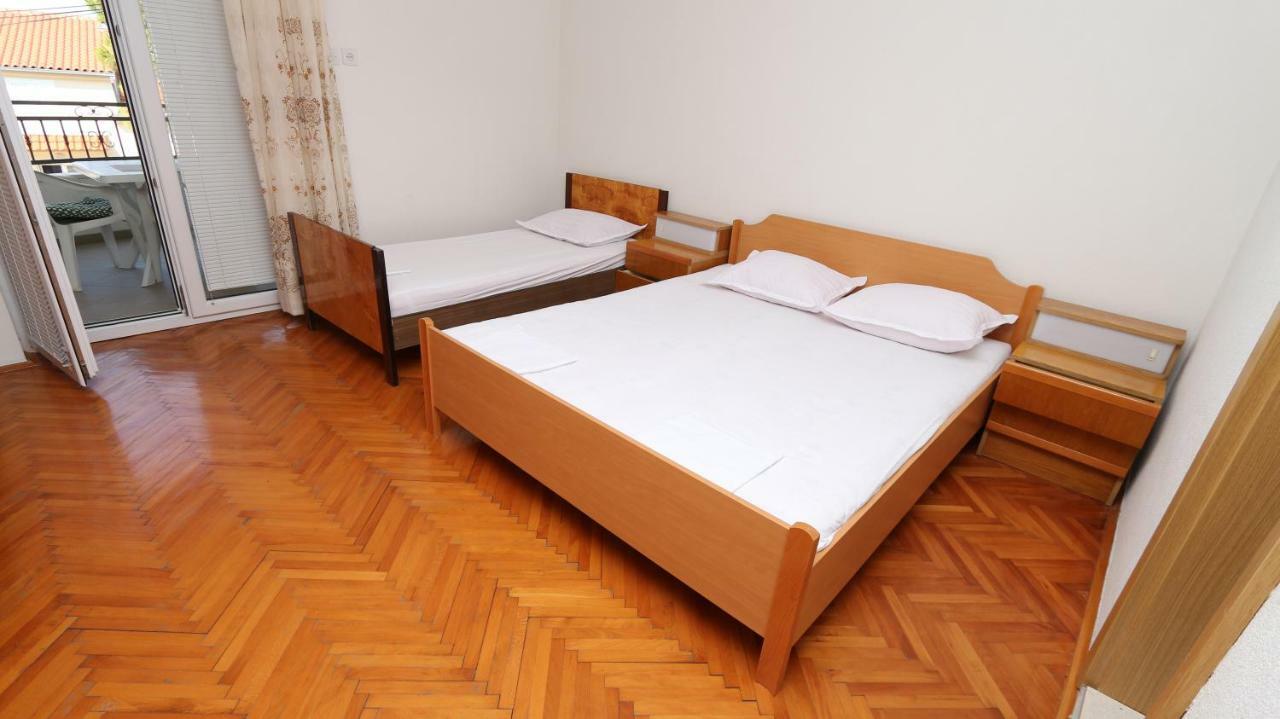 Dinka Guesthouse Makarska Buitenkant foto