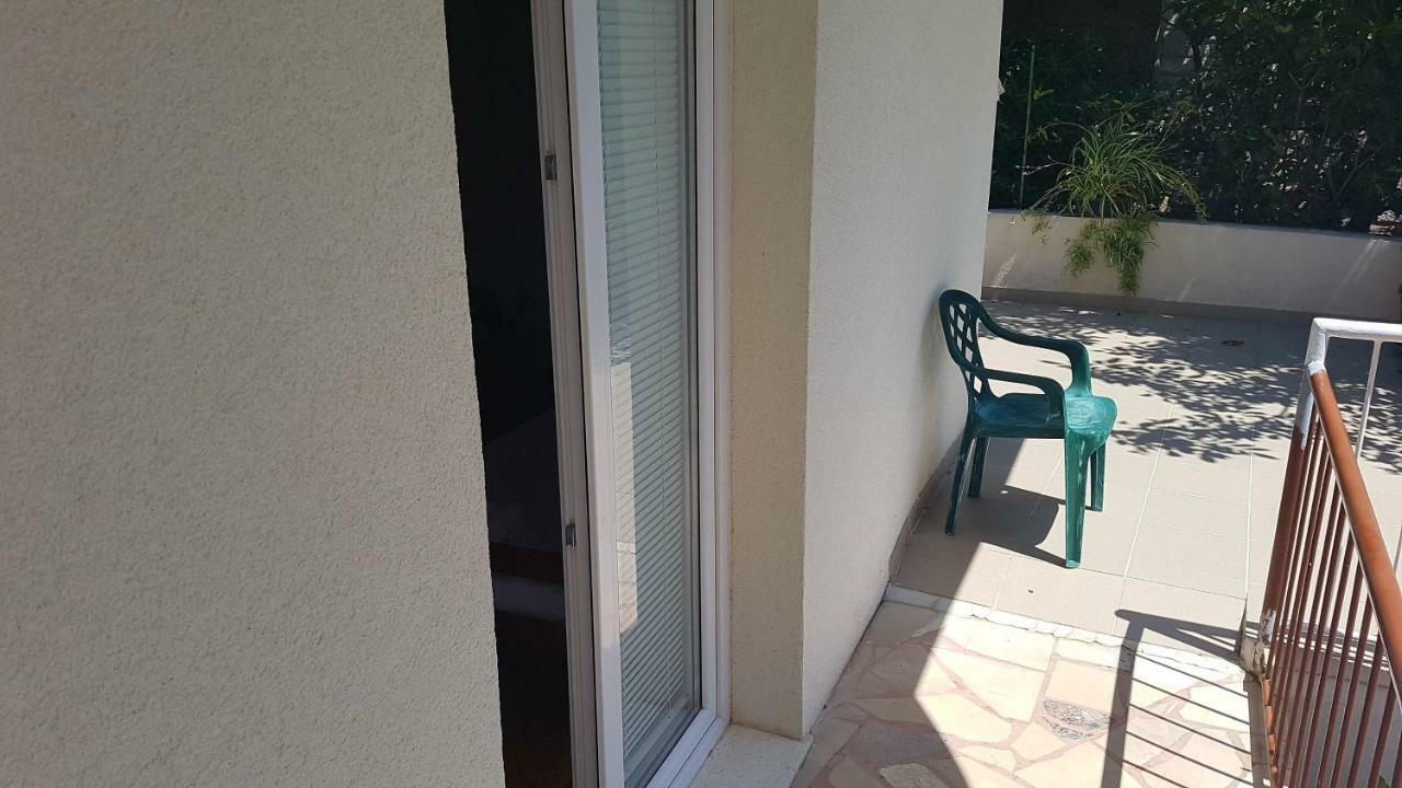 Dinka Guesthouse Makarska Buitenkant foto