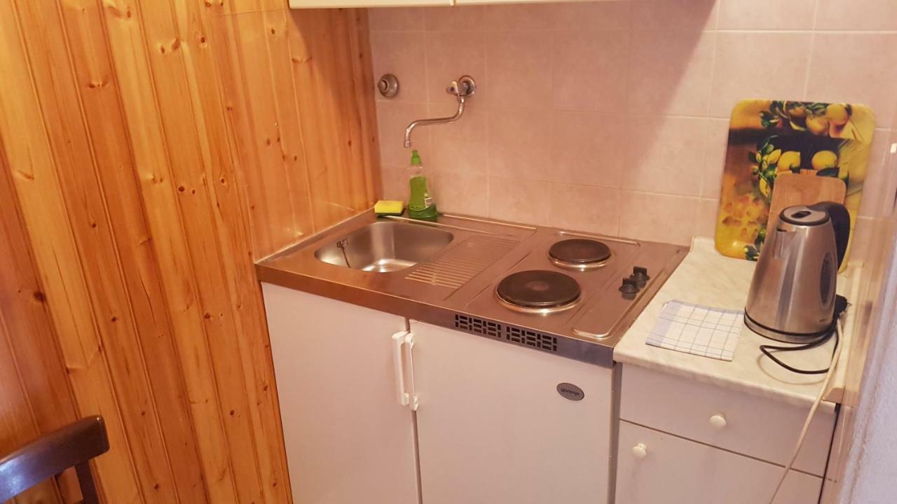 Dinka Guesthouse Makarska Buitenkant foto